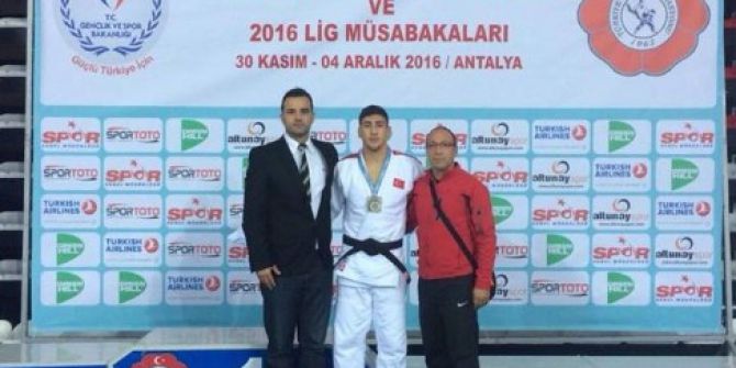 Manisalı Judo Sporcusundan Türkiye Derecesi