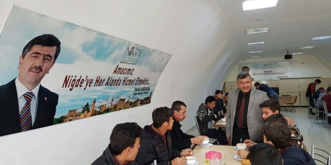 Niğde Belediyesinden Öğrencilere Çorba İkramı