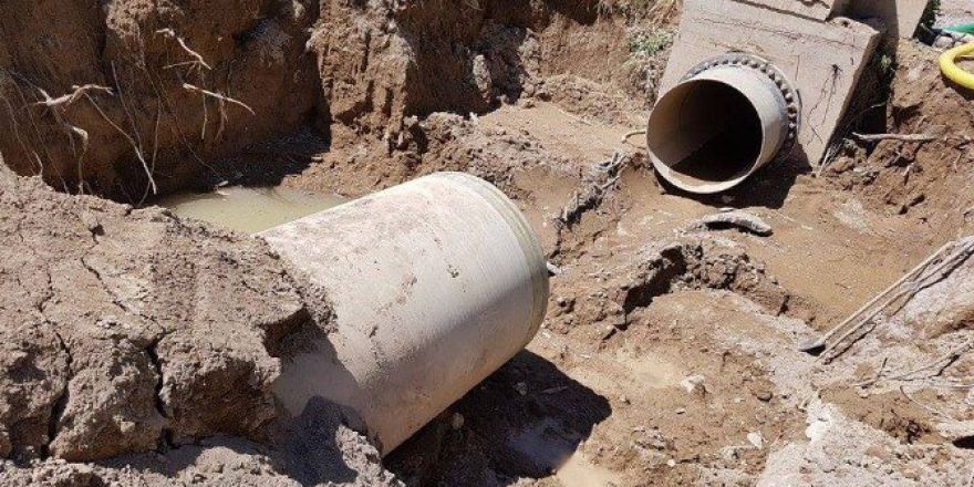 Çiftçiler Öksüt Suyundan Yararlanamıyor