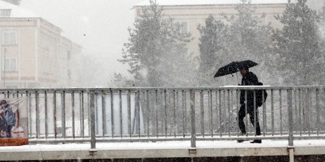 Bayburt Kar Altında