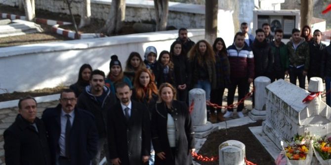 Namık Kemal Mezarı Başında Anıldı