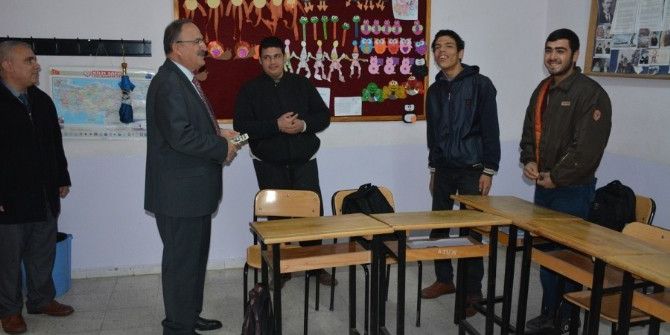 Milli Eğitim Müdürü Alagöz, Okullarda İncelemelerde Bulundu