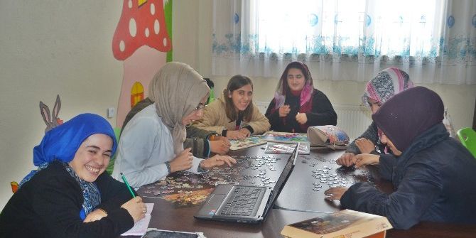 Ak Parti’den Engellilere Ziyaret