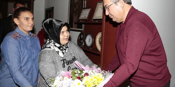 Nevşehir’deki Özel İnsanlar Belediye Başkanı Ünver’i Ziyaret Etti