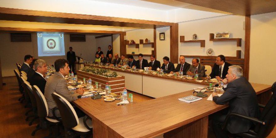 Vali Kamçı’dan Emniyet Müdürlüğü’ne Ziyaret