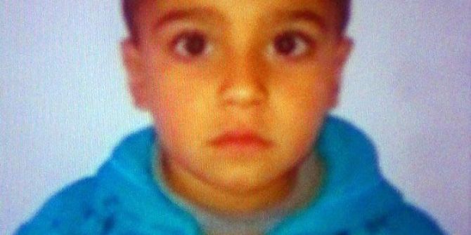 Üst Geçit İsteyen Mahalleli Yolu Kapattı