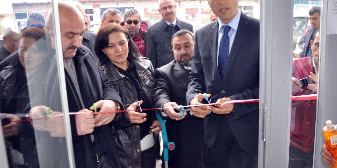 Sorgun Engelliler Ve Umut Spor Kulübü’nün Hizmet Binası Açıldı