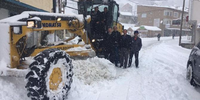 Maçka Belediyesi Karla Mücadele Çalışmaların Başladı