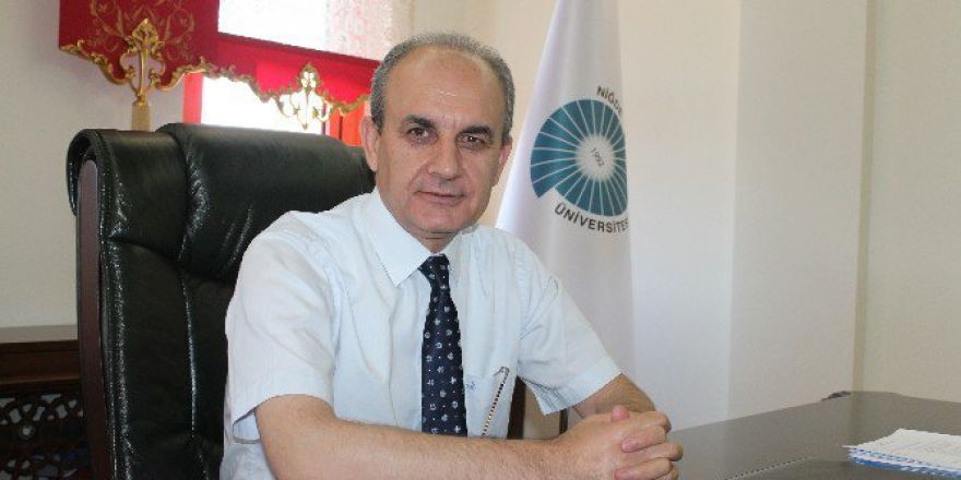 Rektör, Öğrencileri Niğde Üniversitesine Davet Etti