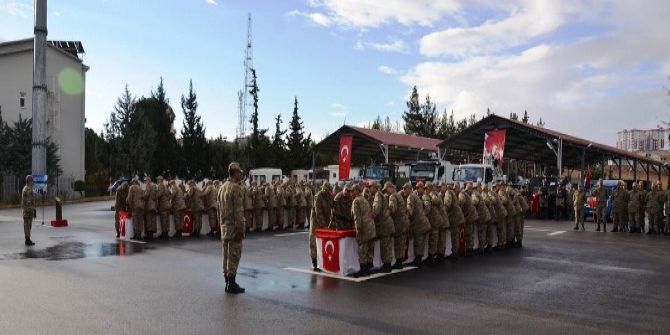 Vali Çataklı, Mehmetçiğin Yemin Törenine Katıldı