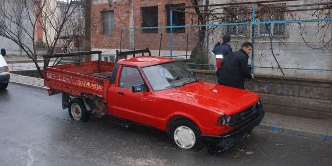 Melikgazi Belediyesi Sahipsiz Hurda Araçları Toplayacak