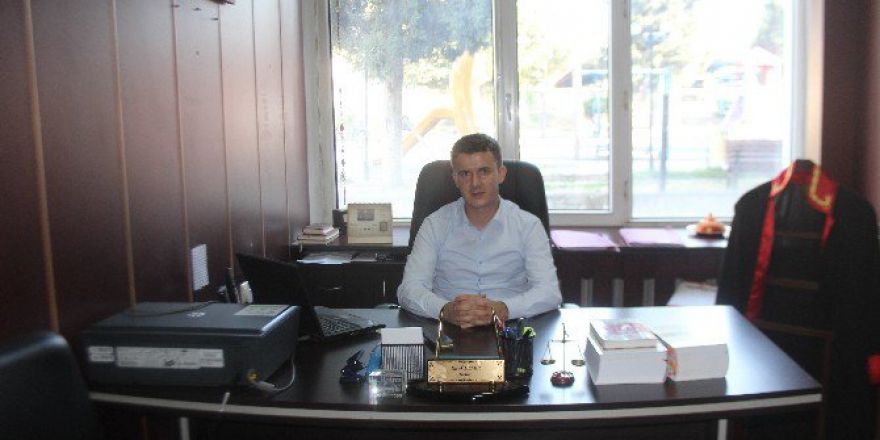 Osmaneli Adliyesi’ne Yeni Atanan Hakim Demir Göreve Başladı