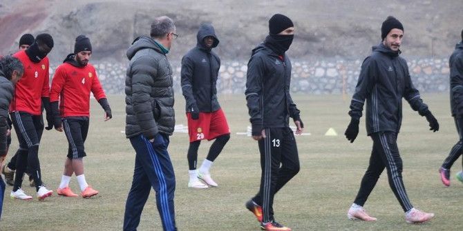 Yeni Malatyaspor İzmir Yolcusu