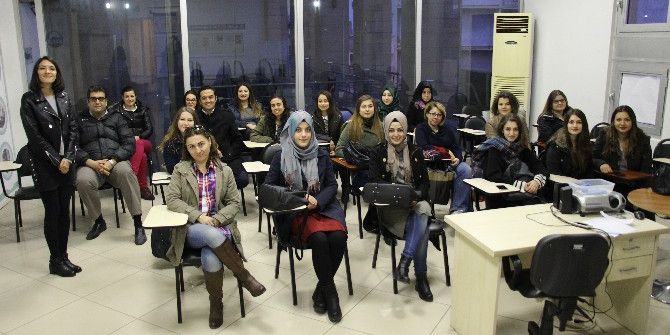 Söke Belediyesi İşaret Dili Kursiyerlerinden Snlamlı Engelliler Günü Mesajı