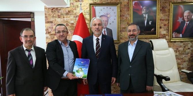 Giysi Kumbaraları Mutluluk Dağıtacak