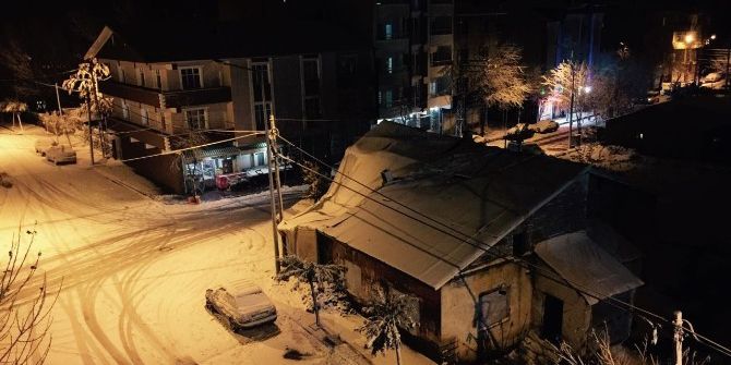 Patnos’ta Kar Yağışı Hayatı Olumsuz Yönde Etkiliyor