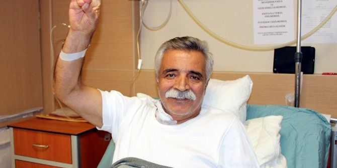 Ozan Arif: "Beni Türk Hekimlerine Emanet Edin"