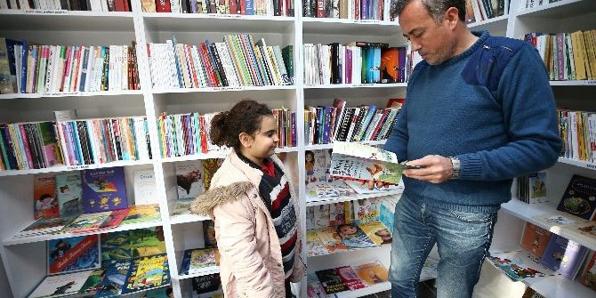 Kitaba Ulaşmanın En Kolay Yolu Konak’ta