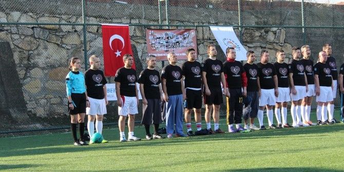 Umurbey’de Demokrasi Kupası Turnuvası Düzenlendi