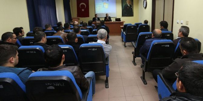 Veteriner Hekim Ve Sağlık Teknisyenleri Hayvan Sağlığı İçin Buluştu