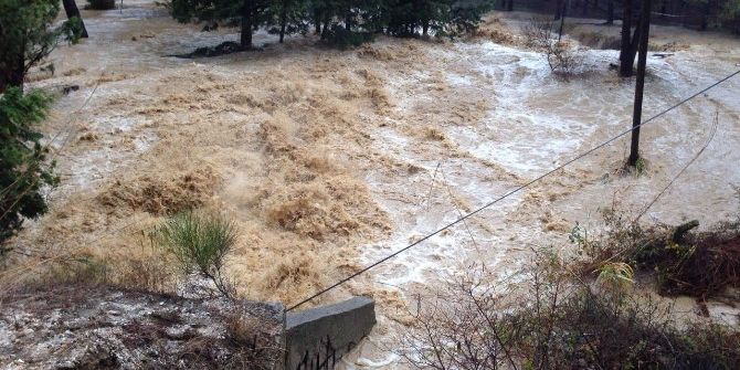 Şehitlik Yolu Trafiğe Kapandı