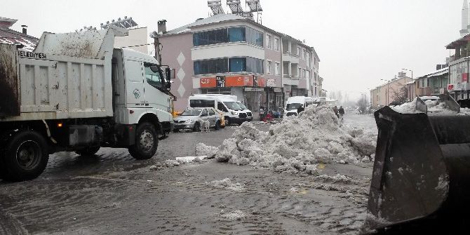 Varto Belediyesinin Kar Mesaisi Başladı