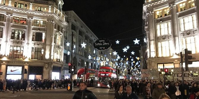 Londra’da Yılbaşı Alışverişi Hızlandı