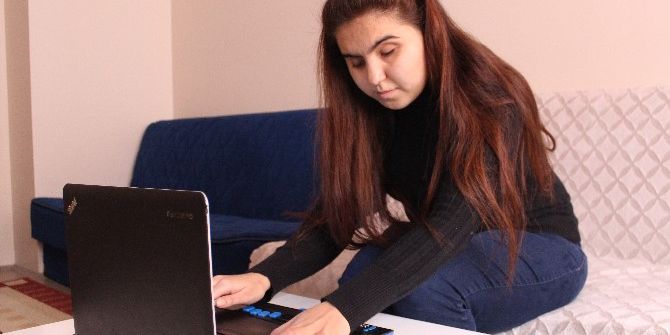 - Engel Tanımadı 2 Üniversite Okudu