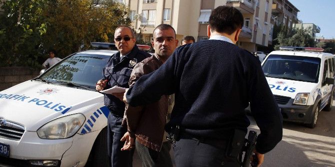 Antalya’da Polisten Kaçan ’Modifiye’ Araç Alarmı