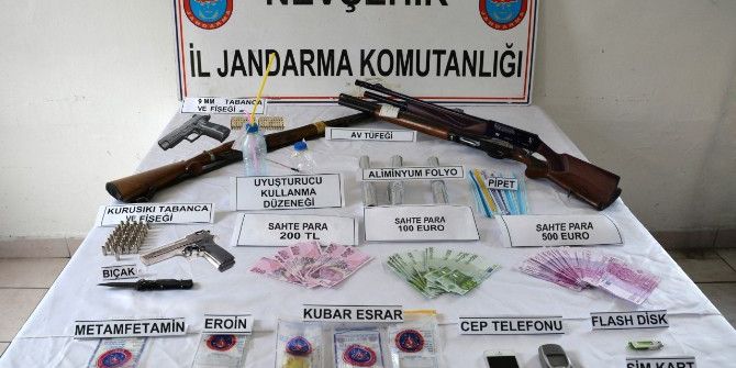 Piyasaya Sahte Euro Süren 2 Kişi Tutuklandı