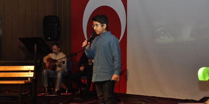 Gaziantep Kolej Vakfı Ortaokulunda Şiir Şöleni