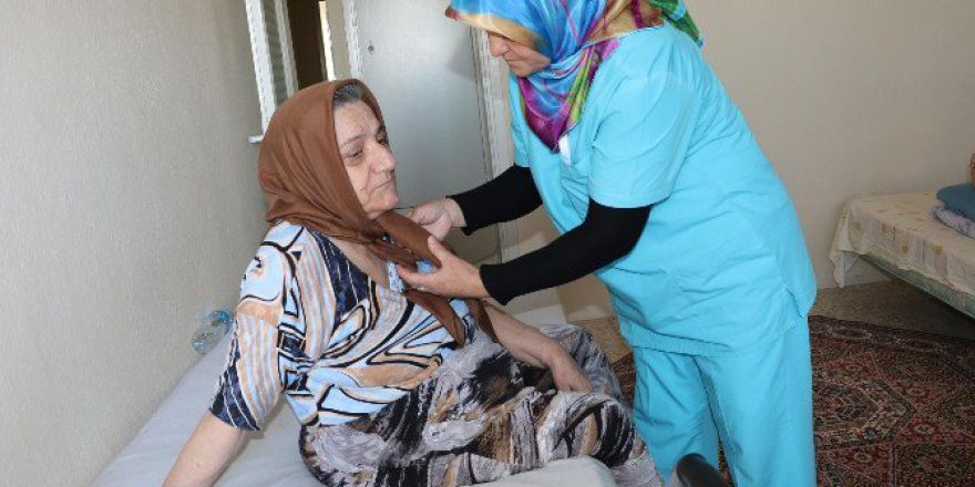 Büyükşehirden Yaşlılara Özel Hizmet