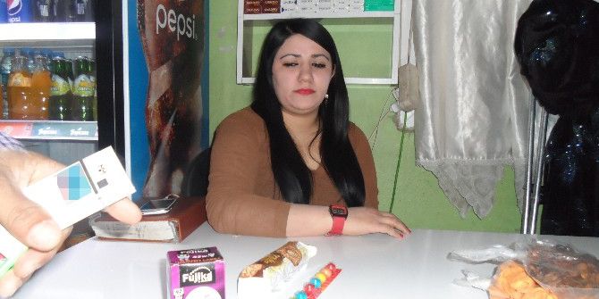 Silopi’de Engelli Kız Bakkal İşletiyor