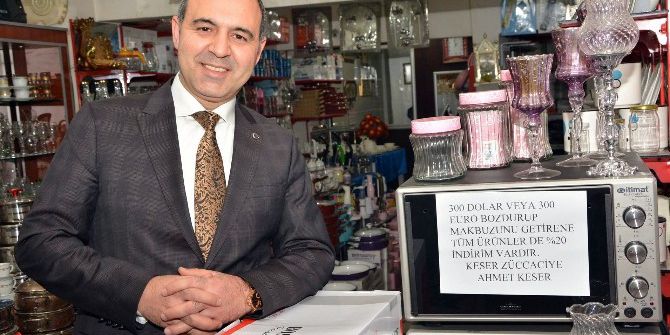 Zücaciyeci Esnafından “Dövizi Bozdur, Oyunu Boz” Kampanyasına Destek