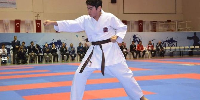 Türkiye Karate Şampiyonası Devam Ediyor