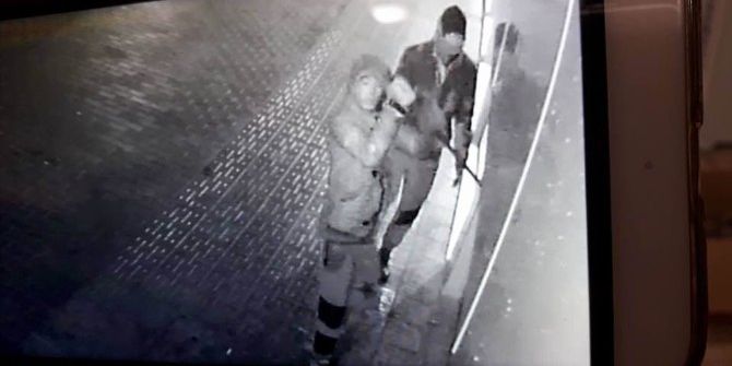 Motosiklet Hırsızları Güvenlik Kamerasında