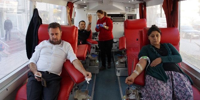 Çanakkale Ak Parti İl Başkanlığı Kan Bağışı Kampanyası