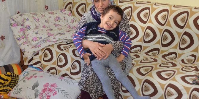 Zihinsel Ve Bedensel Engelli Alperen Yardım Bekliyor