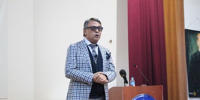 Ünlü Modacı Barbaros Şansal Toros Üniversitesi’nde