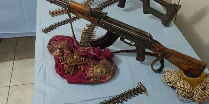 Hakkari’de Pkk’ya Ait Çok Sayıda Silah Ve Mühimmat Ele Geçirildi
