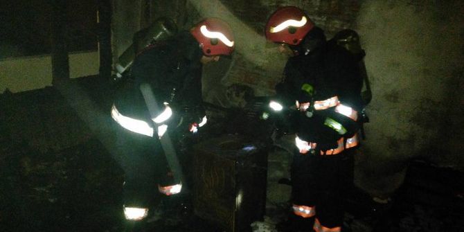 Çıkan Yangında Ev Kullanılmaz Hale Geldi