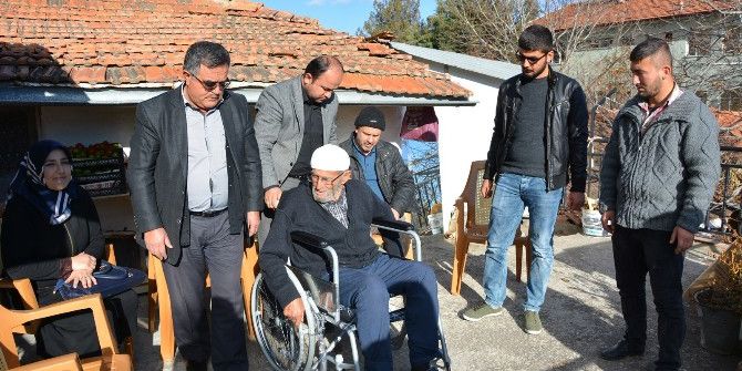 -Engelliler Haftasında Engelli Vatandaşa Engelli Arabası