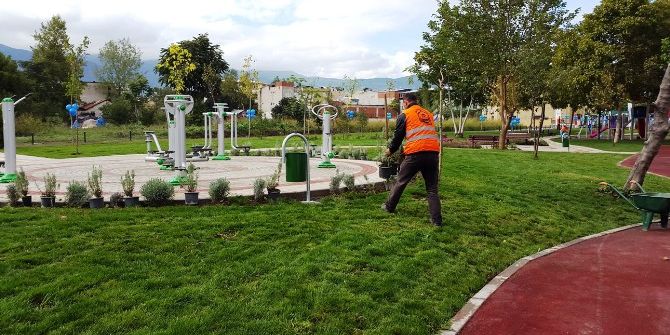 Yıldırım’daki Parklara Kışa Özel Bakım