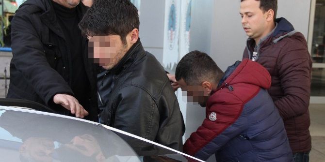 Şüpheli Araçtan Kokain, Hap Ve Esrar Çıktı: 2 Gözaltı