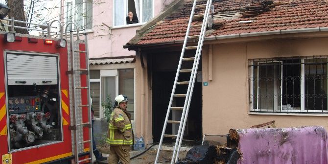 Bandırma’da Ev Yangını