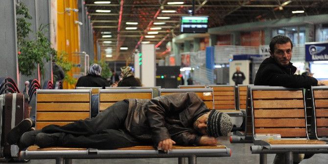 Otobüs Terminali Evsizlerin Yuvası Oldu...