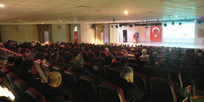 Van’da “Merhum Erbakan Hocamızın Bugüne Bakışı” Konulu Konferans