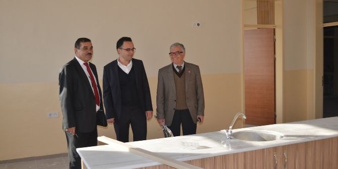 Muhalefetten İktidara Övgü