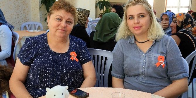 Turuncu Cafe Çok Renkli