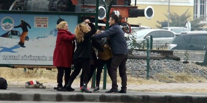 Kadın Kadına Şiddet